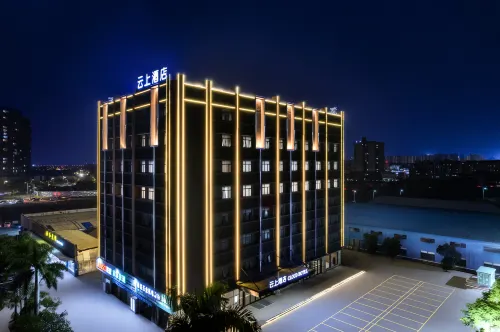 CLOUD HOTEL(HESHANG CITY OF CENTENT)