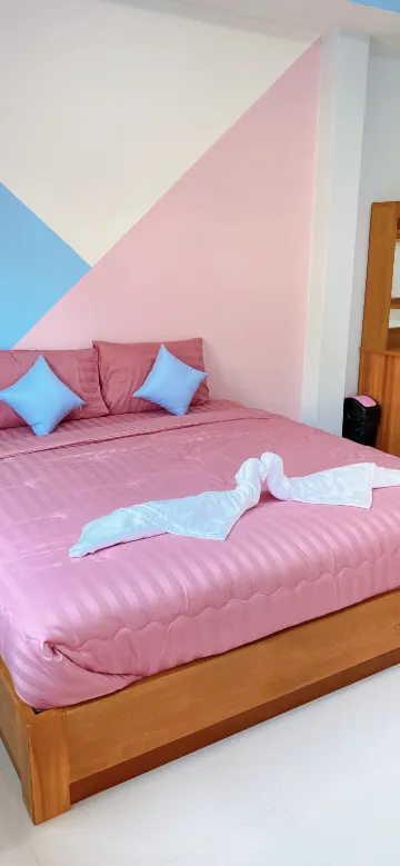 ห้องสแตนดาร์ด เตียงใหญ่ 1 เตียง