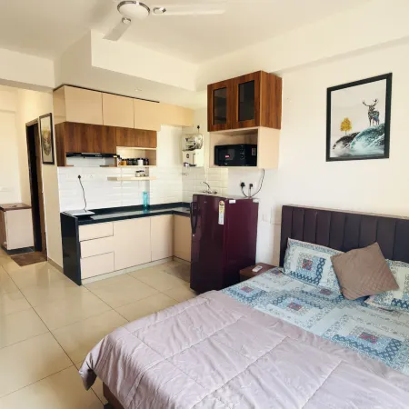Modern Studio Near Bombay Hospital |Juliet Balcony