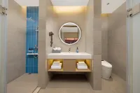 Kyriad Hotel (Flagship Store of Wuyue Plaza, Xining Economic Development Zone)