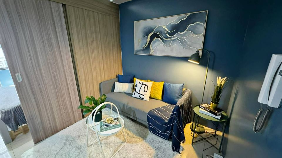 Shore Residences MOA staycation
