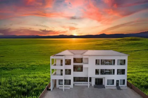 Huishanli-Rewild-Design Guesthouse (Datanzhen)