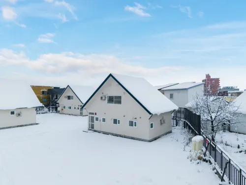 THE VILLAGE 1001