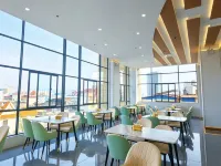 Ruili Holiday Inn Apartment (Fortune Plaza) - sarapan