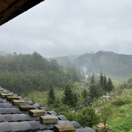 Siping Village Shiyi Homestay