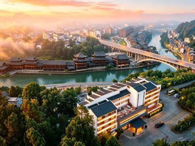 YANYU ·YUNXI|Riverside Jiang Scene Aesthetic Resort Hotel (Xiangxi Fenghuang Tuojiang Store)