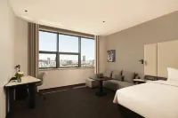 Atour Hotel Shijiazhuang Railway Station East Square
