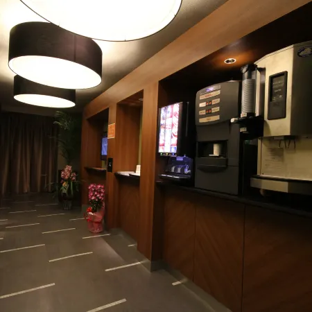 HOTEL　DAITOUKYOU Отели рядом с достопримечательностью «Выставочный центр Sun Messe Kagawa»
