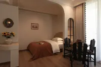 Shangri-La France Private Residence (Dukezong Ancient City Great Buddha Temple Prayer Wheel) - Scenic