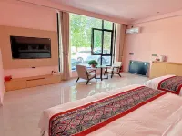 Purple Cloud Manor Homestay