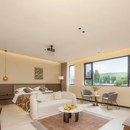 Chunyu · Camellia Isle · Private Hot Spring Pool Homestay (Nalati Town)
