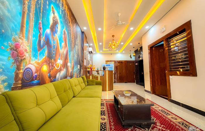 Radha Palace - Near Prem Mandir and Iskon