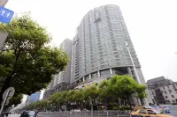 Yueji Homestay Hotel (IFS Guojin Center Branch, Wuyi Square, Changsha) - Apartemen