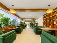 Yunjing E-Sports Hotel Hotels in Lhasa