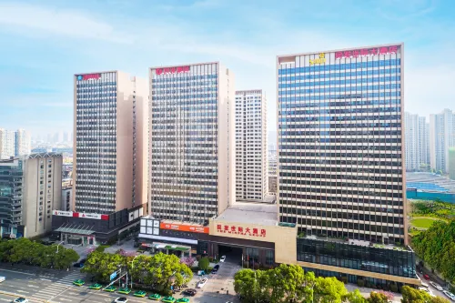 Minfa Shiji Hotel Xiangyang, Zhuge Liang Square Wanda Plaza - 5-Star