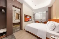 Boyue Hotel (Xuan'en‑Longyou Gongshui Branch) - parking