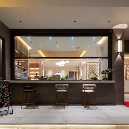 Floral Hotel·Lakeside Qingshe Hotel (Xiufeng Scenic Area, Lushan National Park)