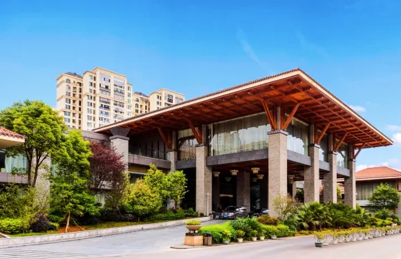 凱里嘉瑞禾度假酒店（凱裏市區民族風情園店）