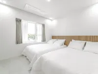 Gyeongju HIAN Pool Villa 3BR 3BA - Pools