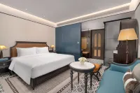 Luoyang Wanda Jinhua Hotel · Longmen Chinese Inn - 4성급