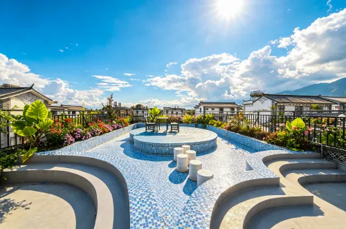 Chenxi | Mountain View · Sky Garden View Homestay (Dali Ancient City Branch) - piscine