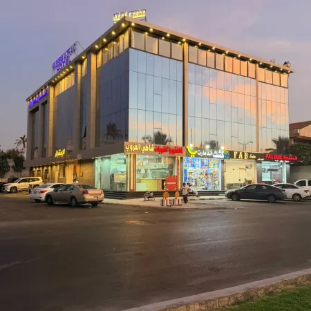 Nasim Azraq Hotel