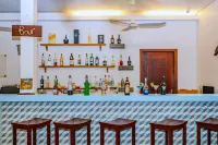 Naiya Sea Resort - bar