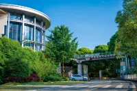 China Railway Huashuiwan Hot Spring Hotel - Mountain view