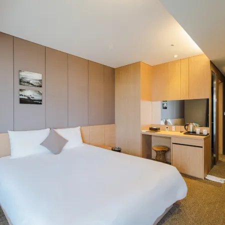 Hotel Bridge Seogwipo