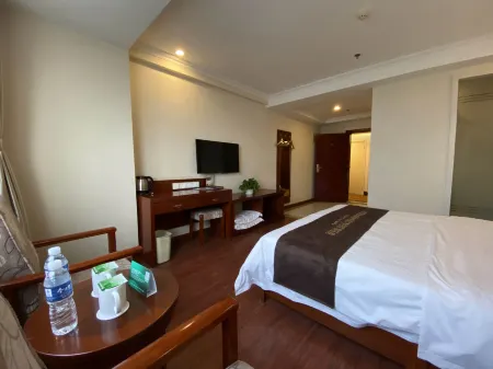 Boyuesen Hotel Отели в г. Цянань