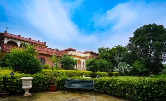 Khas Bagh