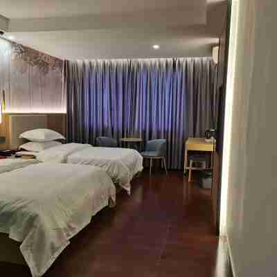 Guangning Jianhong Bussiness Hotel Rooms