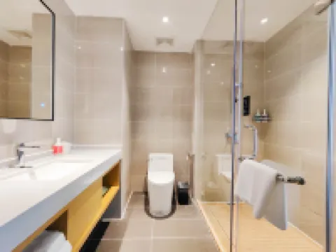City Comfort Inn Hotel (Hechi Huanjiang Qiche Zongzhan)