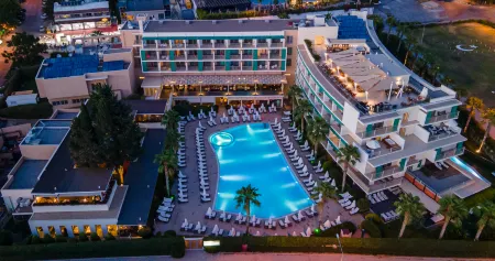 Tui Blue Barut Andız - All Inclusive - Adults Only Отели рядом с достопримечательностью «Храм Аполлона»