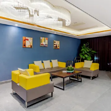 Yiheshun Boutique Hotel (Yihe South High-speed Railway Station University Town)