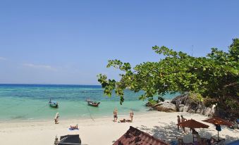 Lipe Sunrise Beach House