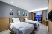 Yihai Resort Hotel (Xichang Qionghai Wetland Branch) - balcony