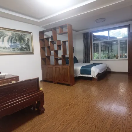 Jingpo Lake Mid Mountain · Bojing Resort