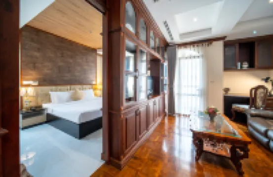 Lcs Hotel & Apartment