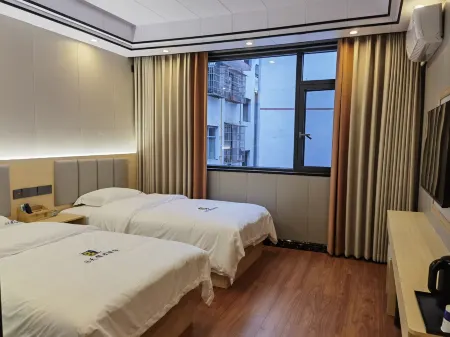 8 Days Holiday Hotel Furong Town