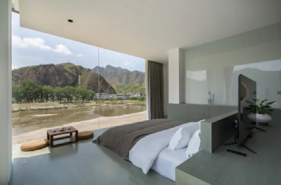 Floral Hotel·Ye Sanpo Dachao Hotel فنادق في 
