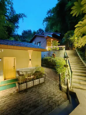 Dazhou Xieshan Xiaozhu homestay Отели рядом с достопримечательностью «Народный парк»