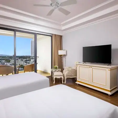 Melia Vinpearl Hai Phong Rivera