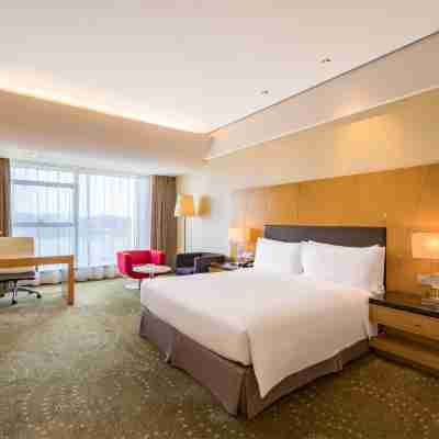 天津濱海聖光皇冠假日飯店 Rooms