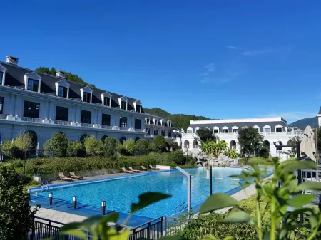 Jiarui SSAW Boutique Hotel Отели в г. Юньхэ