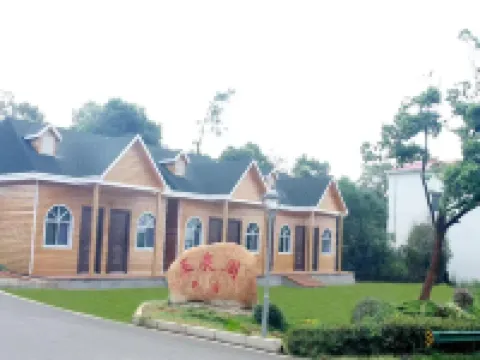 Lushan Guanyinqiao Scenic Area Jiangguilan Farm Stay Hotels near Three Cascades Waterfall