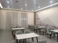 Junyi Hotel - فطور