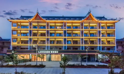 Lavande Hotel (Xishuangbanna Jinghong Mannong Fengman Henaguzhai Branch)