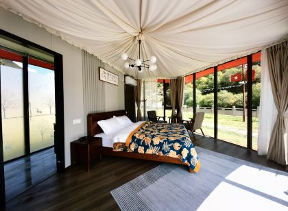 小金雪山棲息ホテル