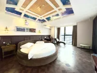 graywhale hotel city xianning city hubei province Hotel a Central Flower Bed-Qianshan Pedestrian Street